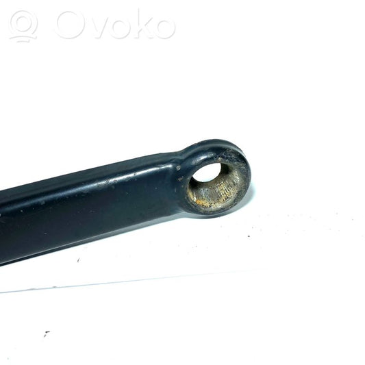 Windshield wiper arm