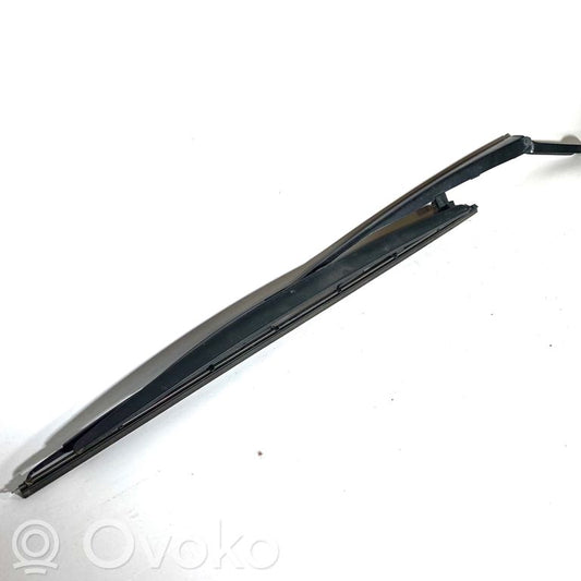 Stikla tīrītāja mehānisms (stienis)