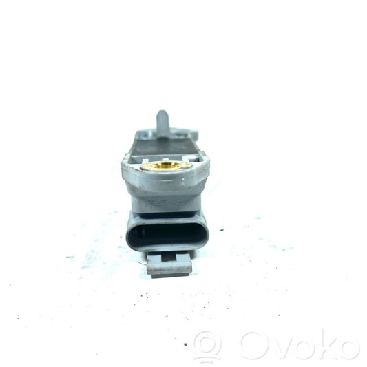 Gaisa spilvenu trieciensensors