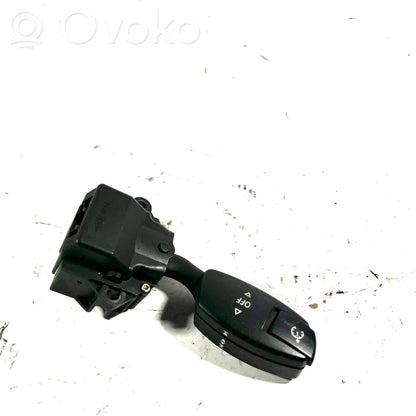 Kruīza kontroles (autopilota) sviria