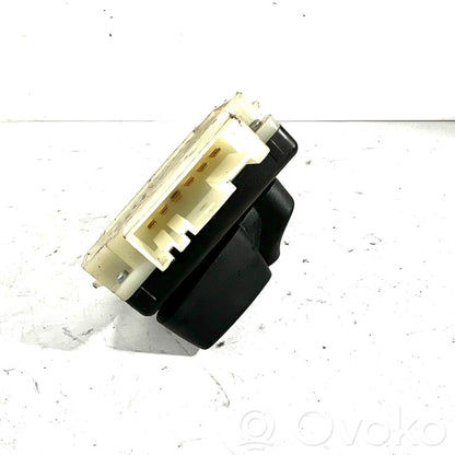 Sēdekļu regulēšanas slēdzis (-i)