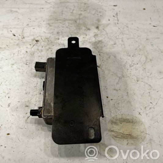 Tālruņa vadības bloks