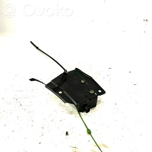 Degvielas tvertnes elektriskā slēdzene