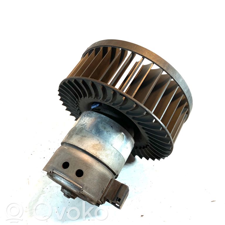 Mazā radiatora ventilators