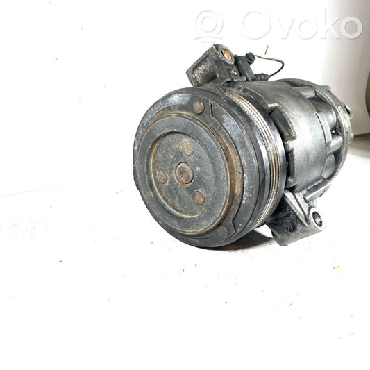 Air conditioner compressor (pump)