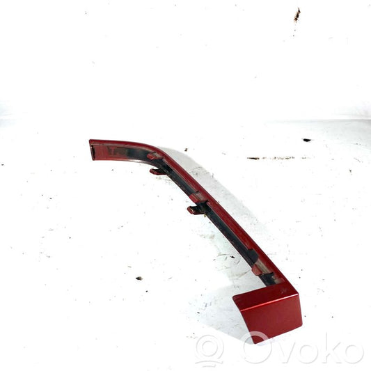 Taillight trim
