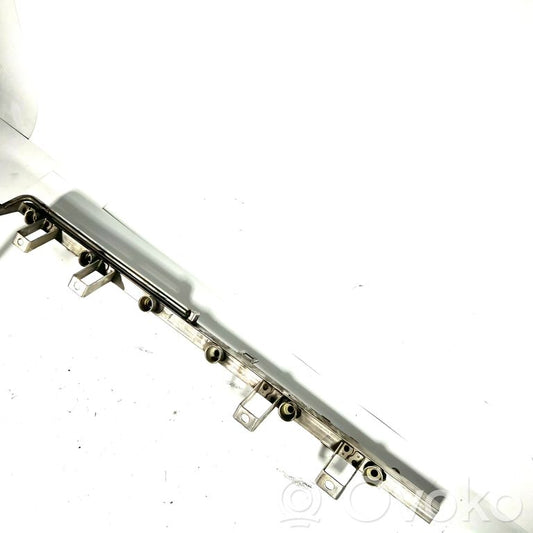 Fuel main pipe
