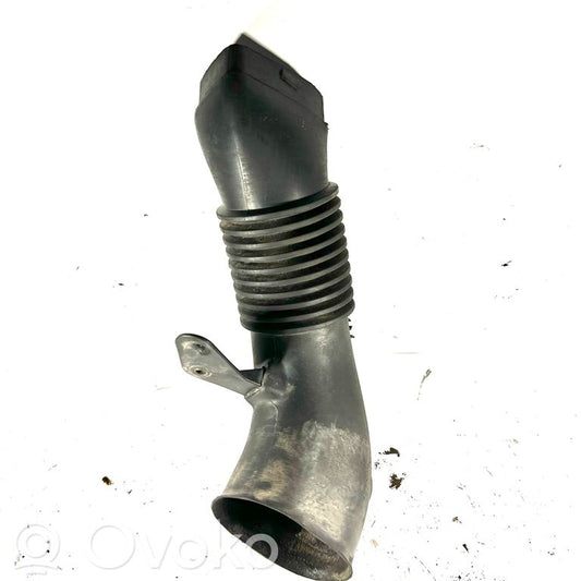 Air intake duct details