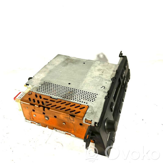 Radio / CD/DVD atskaņotājs / navigācija