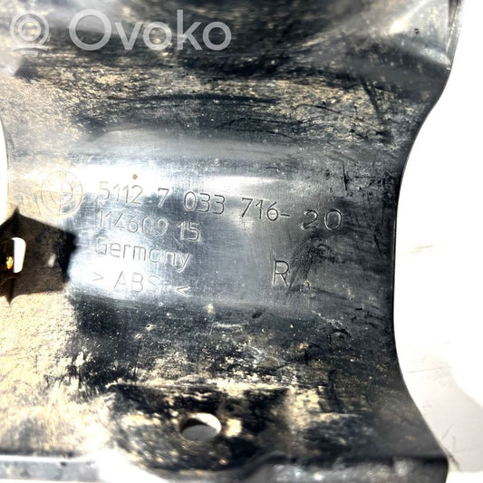 Rear bumper mounting bracket