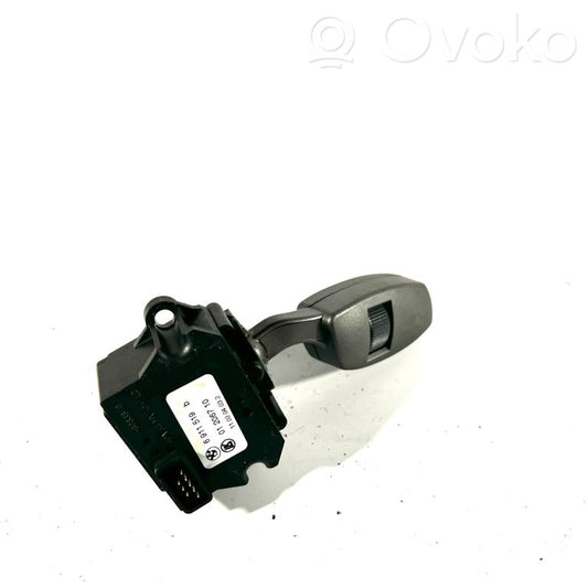 Wiper control button stalk