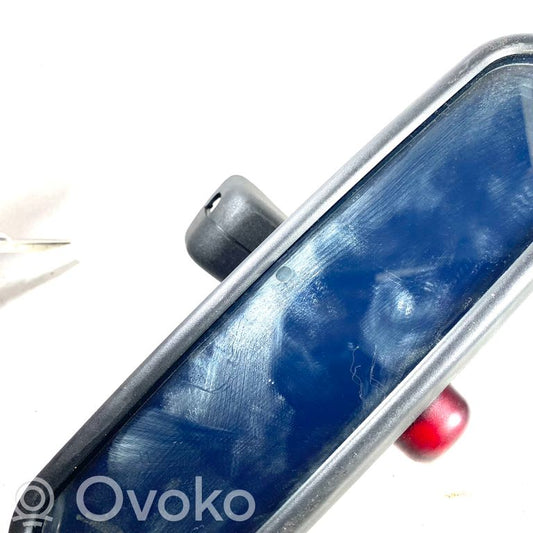 Atpakaļskata spogulis (salonā)