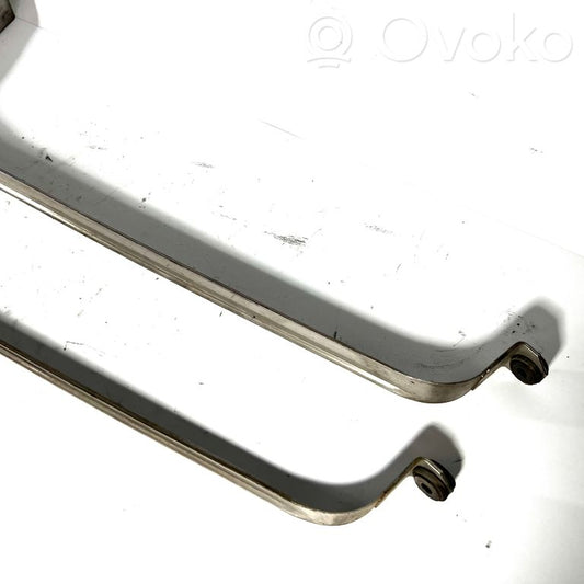 Fuel tank holder(s)