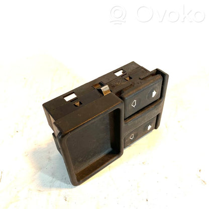 Window lift control switch(es)