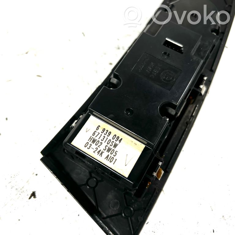 Window lift control switch(es)