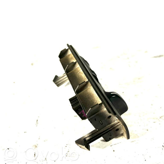 Headlight switch