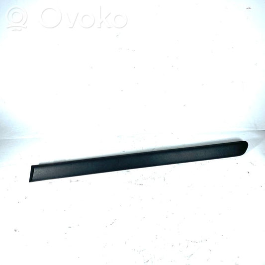 Rear wing trim/moulding