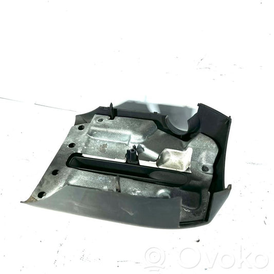Steering axle trim