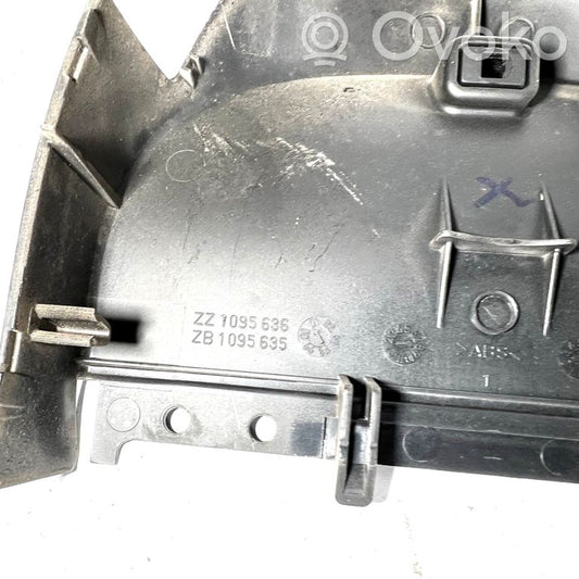 Steering axle trim