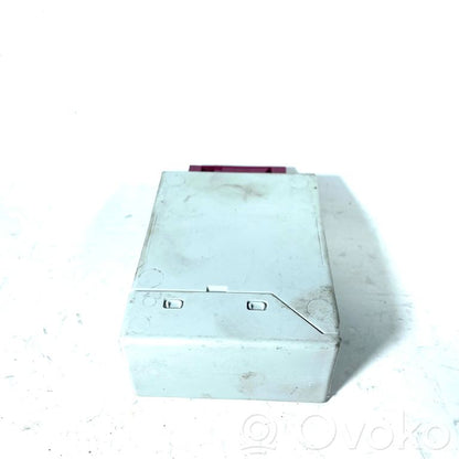 Headlight relay
