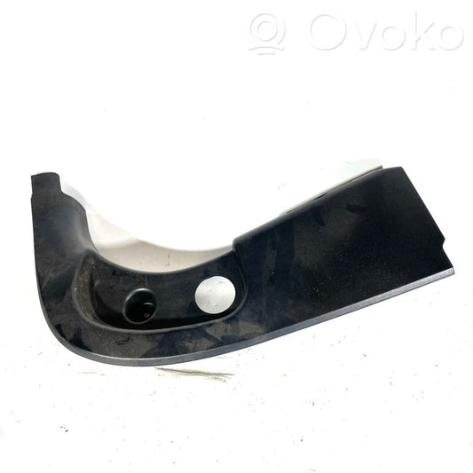 Side decorative trim for the footwell