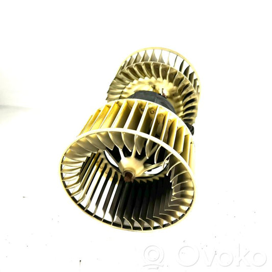 Mazā radiatora ventilators