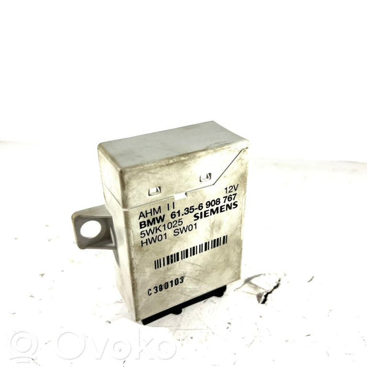 Trailer hitch control unit