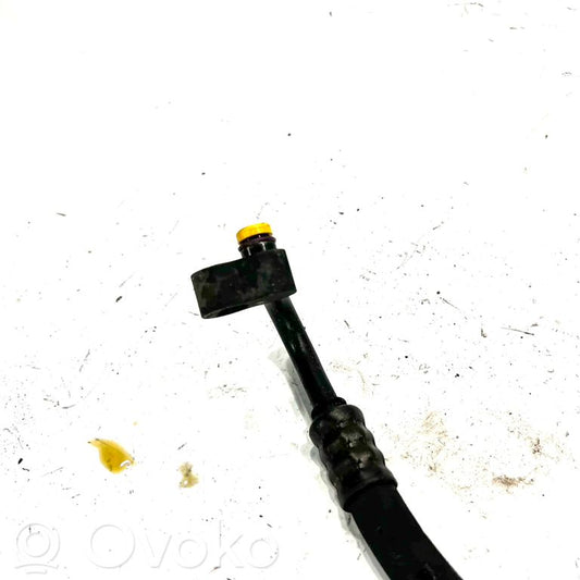 Air conditioner pipe(s) / hose(s)