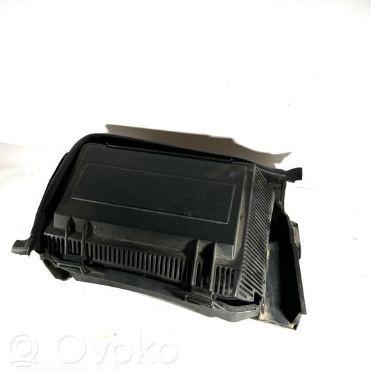 Salona gaisa mezgla plastmasas korpuss