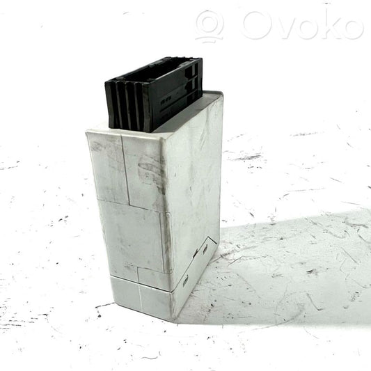 Riepu spiediena kontroles bloks