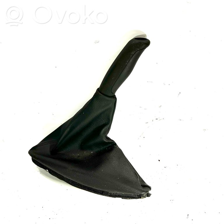 Rokas bremzes dekoratīvā apdare