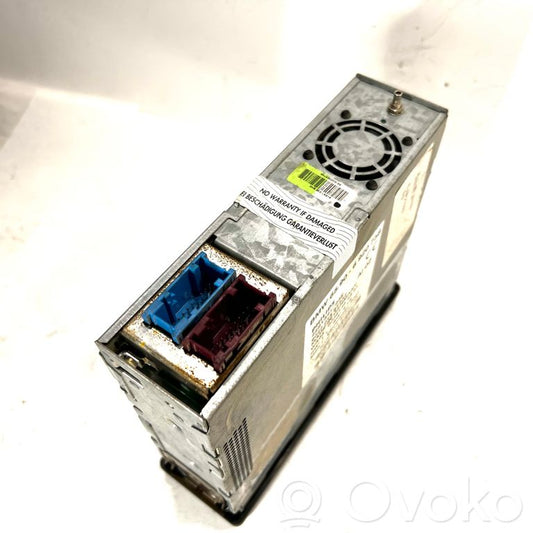 Radio / CD/DVD atskaņotājs / navigācija