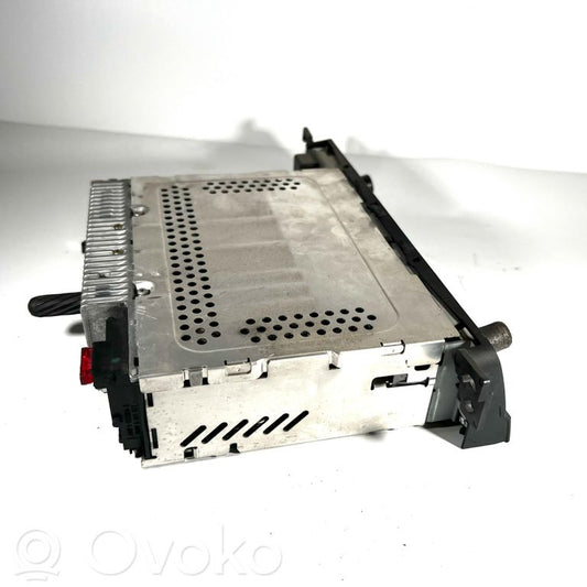 Радио / CD/DVD-плеер / навигация