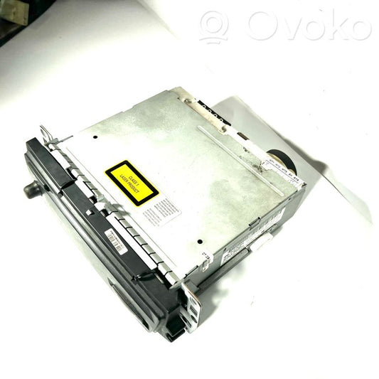 Радио / CD/DVD-плеер / навигация