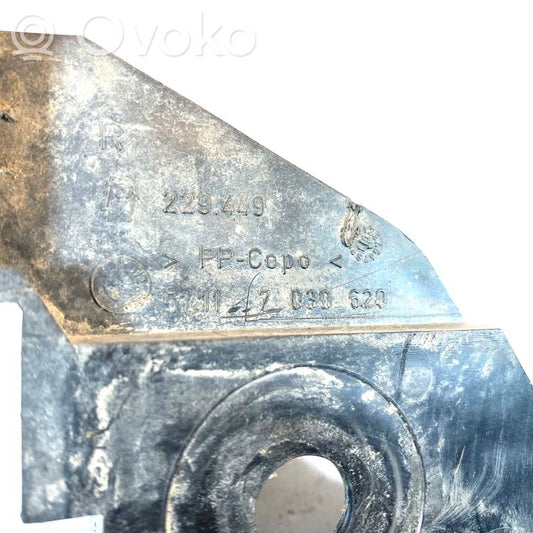 Priekšpusē bampera sastiprinājums