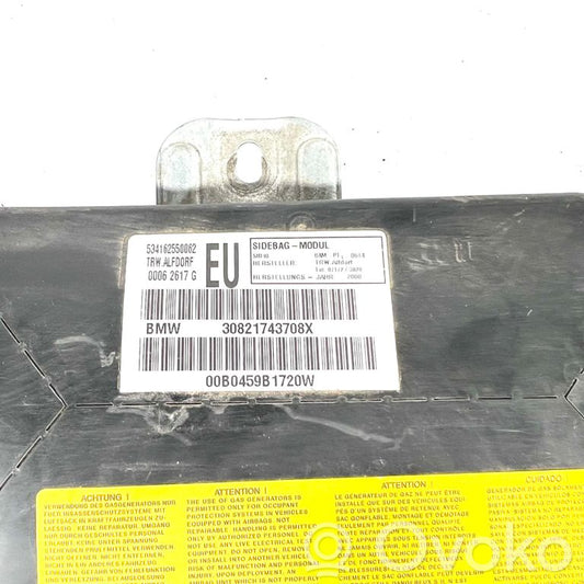 Priekšējo durvju drošības spilvens