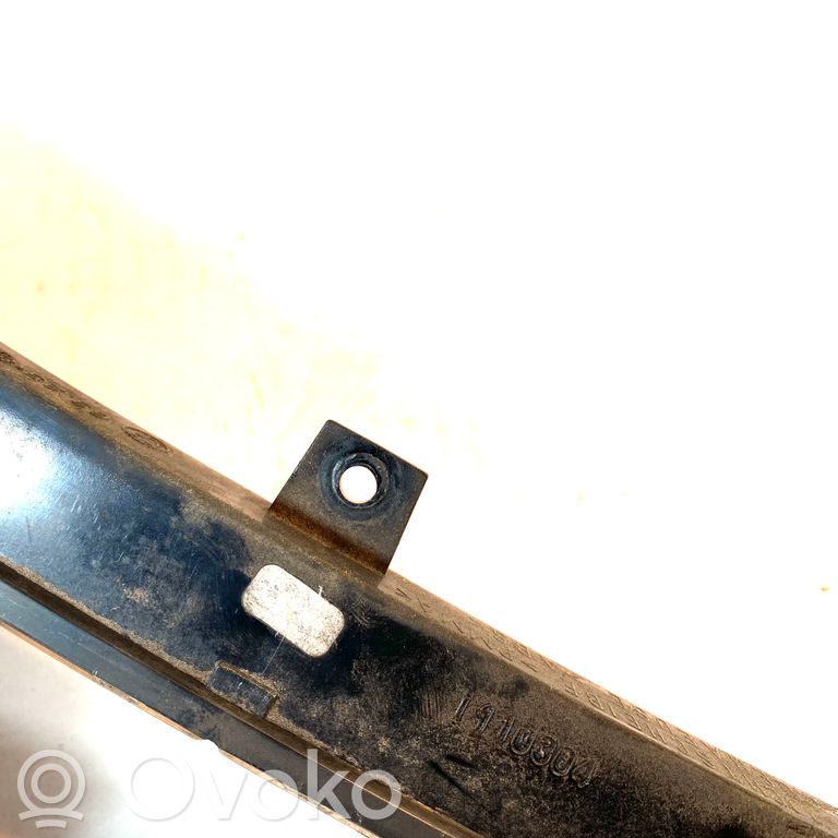 Papildu bremžu signāla lukturis