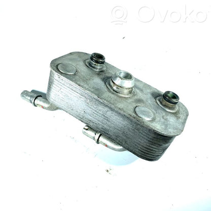 Transmisijas eļļas radiators