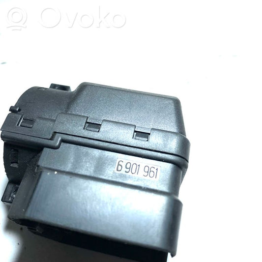 Aizdedzes slēdža kontakti