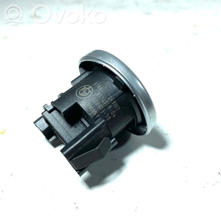 Automašīnas aizdedzes un startera slēdzis