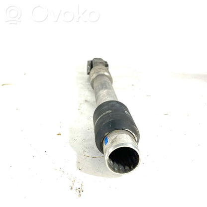 Stūresrata ass krustsavienojums