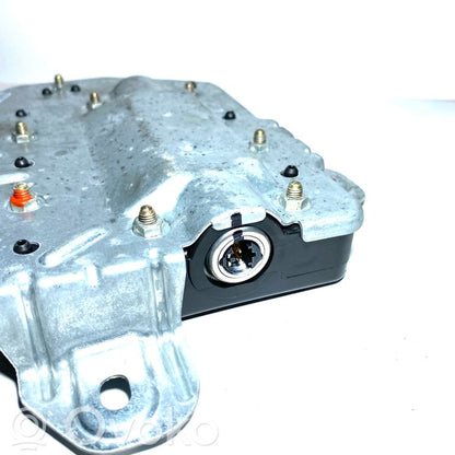 Aizmugurējo durvju drošības spilvens