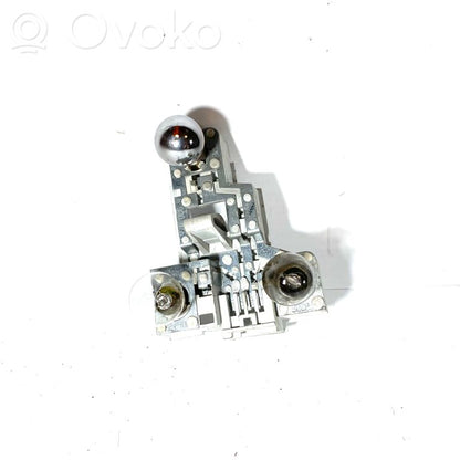 Aizmugurējā luktura detaļa