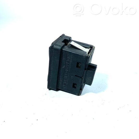 Elektrisko logu slēdzis