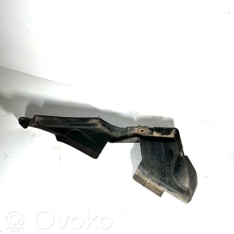 Dzinēja apakšas aizsargs