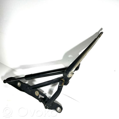 Aizmugurējā pārsega eņģe (-ess)