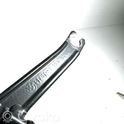 Aizmugurējā pārsega eņģe (-ess)