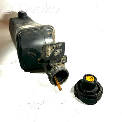 Dzesēšanas šķidruma izplešanās tvertne