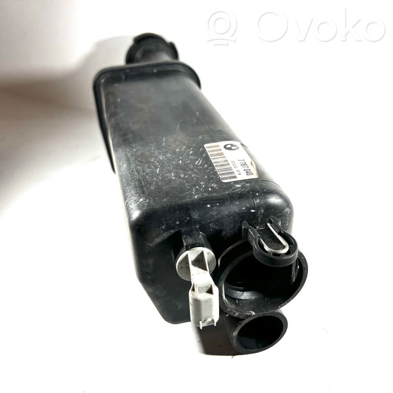 Dzesēšanas šķidruma izplešanās tvertne