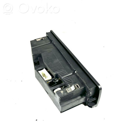 Gaisa kondicionēšanas / salona apsildes vadības bloks